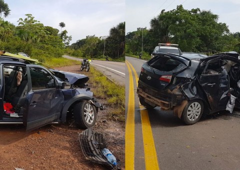 Quatro pessoas ficam feridas após colisão de veículos na BR-174