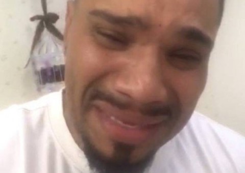 Aos prantos, Naldo posta vídeo pedindo perdão à esposa após agressão