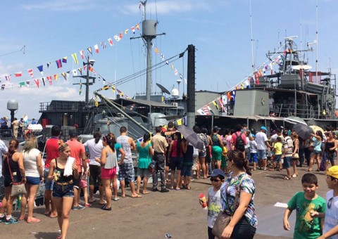 Marinha do Brasil abre navios para visitação no Porto de Manaus