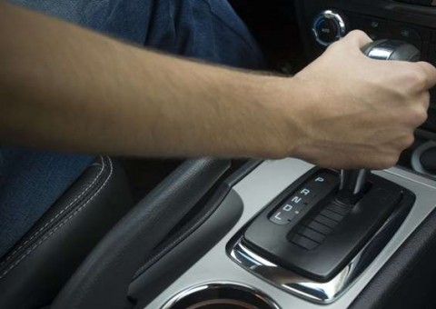 Motorista de carro automático terá CNH específica