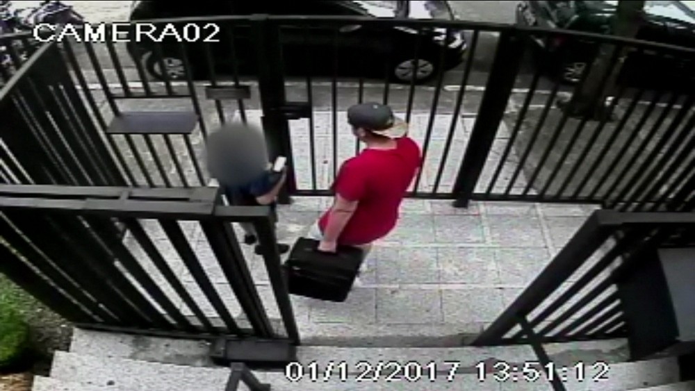 Polícia prende suspeito de usar criança para invadir e roubar prédio