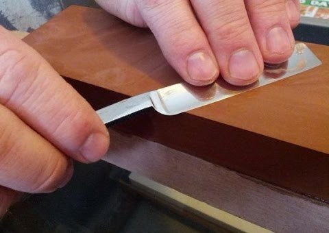 Com golpe de navalha, cabeleireiro tenta matar vizinho de ex em Manaus