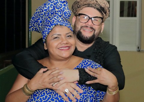 James Rios e Márcia Siqueira apresentam Cantos Negreiros no Balaio de Oxum