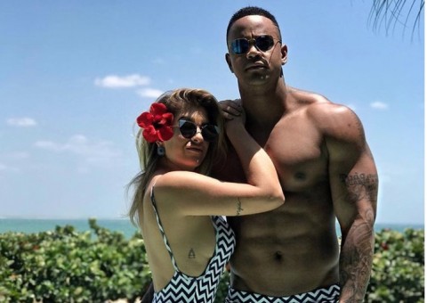 Leo Santana e Lorena Improta terminam namoro