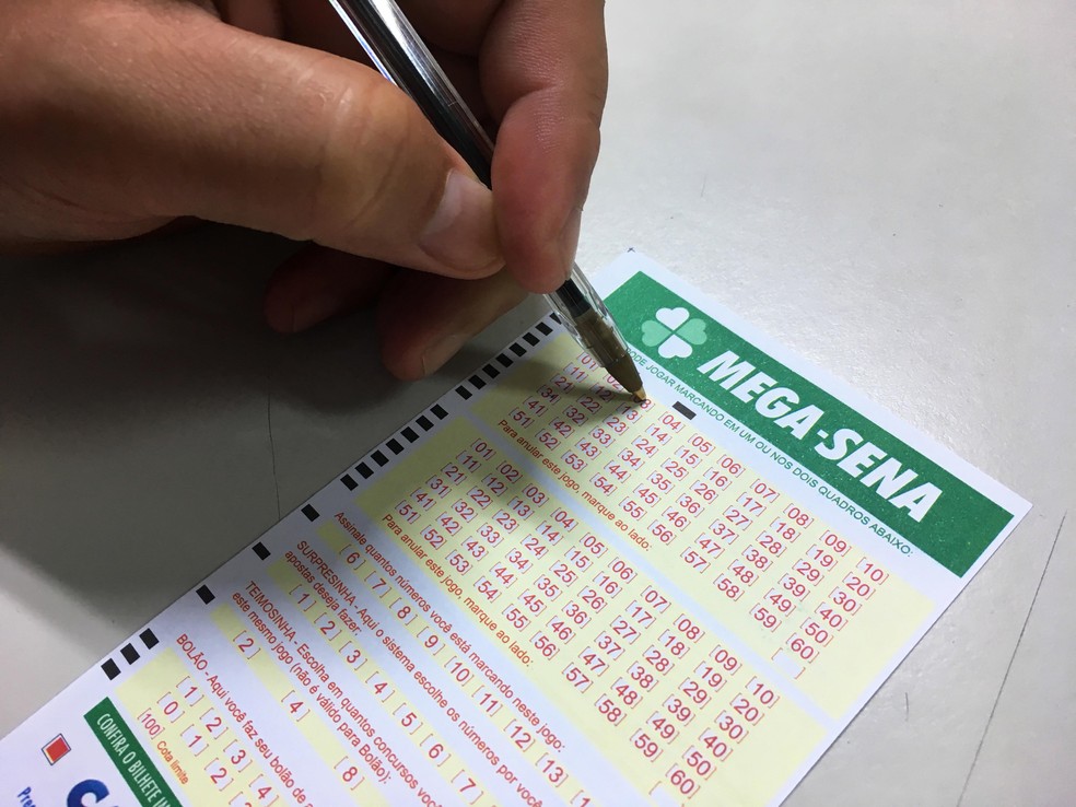 Mega-Sena pode pagar R$ 28 milhões neste sábado