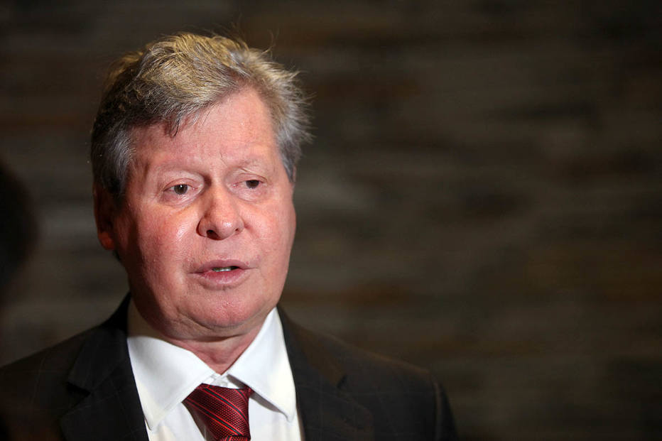 Arthur Virgílio diz que vai disputar prévias com Alckmin para candidatura em março