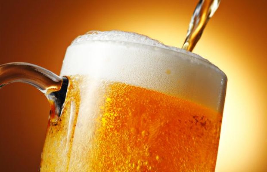 Cientistas transformam cerveja em combustível para automóveis