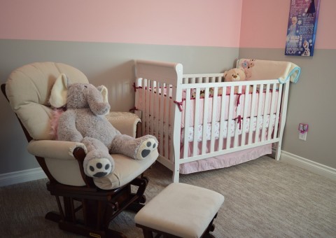  Mãe perde filha e loja que montou quarto da bebê devolve todo o dinheiro gasto