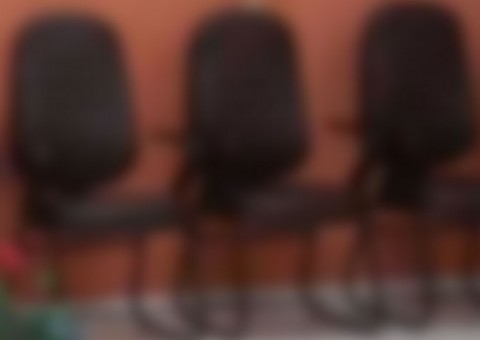 Na frente de fiéis, cantor gospel morre eletrocutado em igreja