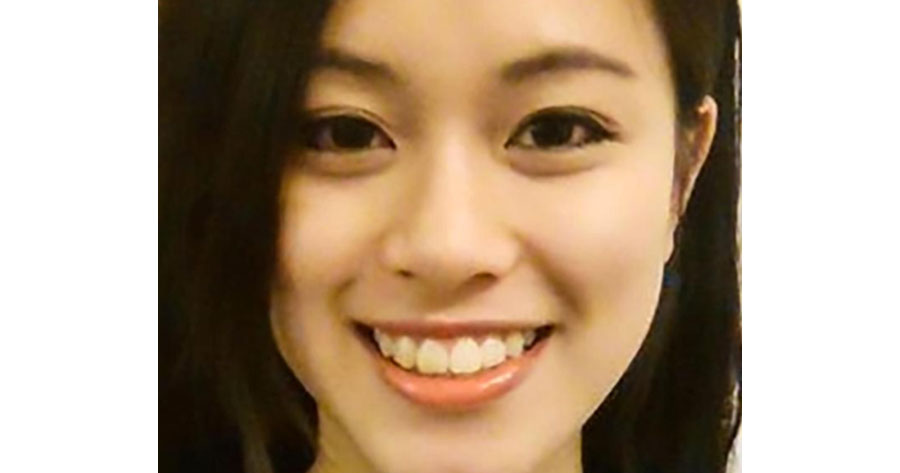 Jovem faz cirurgias plásticas para ficar parecida com atriz pornô preferida do namorado