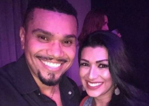 Naldo volta às redes sociais e se declara a Mulher Moranguinho