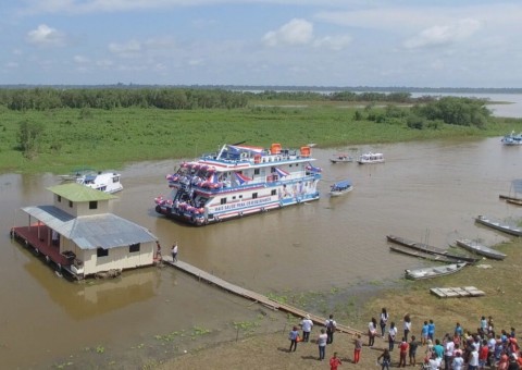 UBS Fluvial atende mais de 700 pacientes em sua primeira visita a Zona Rural de Coari 