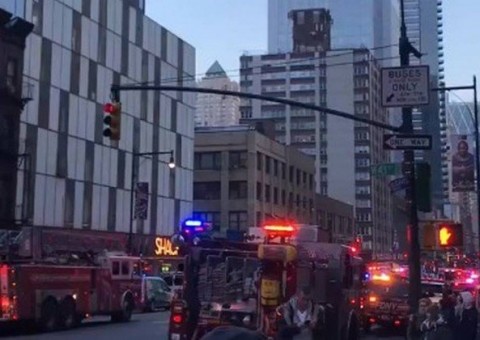 Suspeito é detido após explosão em terminal de ônibus em Nova York