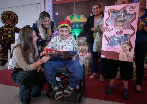 Doações arrecadados em jogo solidário são entregues para instituições de caridade em Manaus