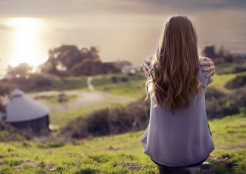 Solteiros correm maior risco de demência do que casados, aponta estudo