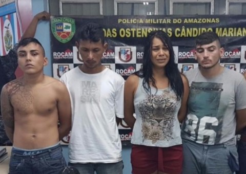 ‘Loira do Face’ e mais três são presos com drogas e veículos roubados em Manaus