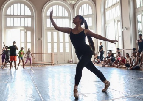 Ceci e a Estrela, o Natal na Floresta estreia neste domingo no Teatro Amazonas