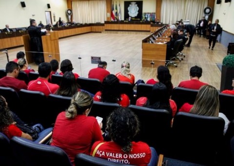 TJAM concede promoção de oficiais da PM por tempo de serviço