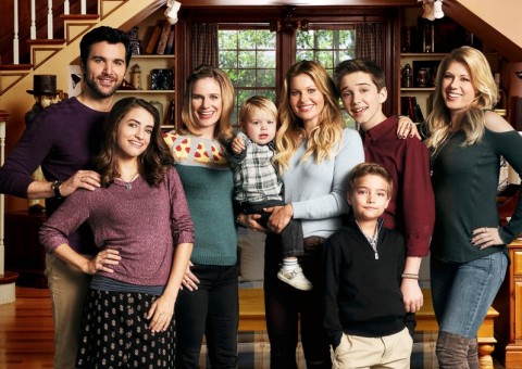 3ª temporada de Três é Demais ganha novo trailer fofo. Assista