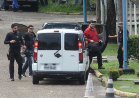 Operação Custo Político: Mouhamad Moustafa chega à sede da PF 