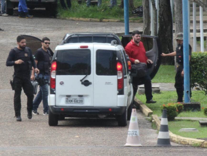 Operação Custo Político: Mouhamad Moustafa chega à sede da PF 