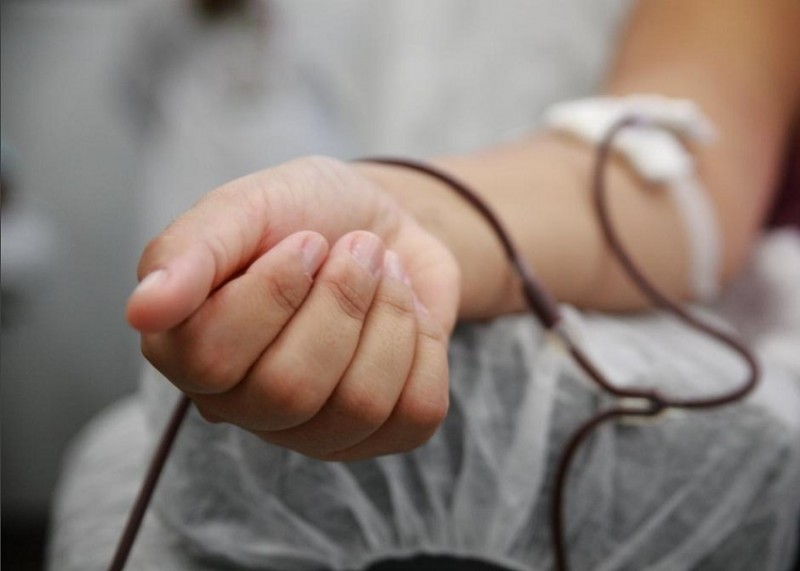 Hemoam convoca doadores de sangue com urgência em Manaus
