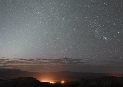 Melhor chuva de meteoros do ano poderá ser vista hoje