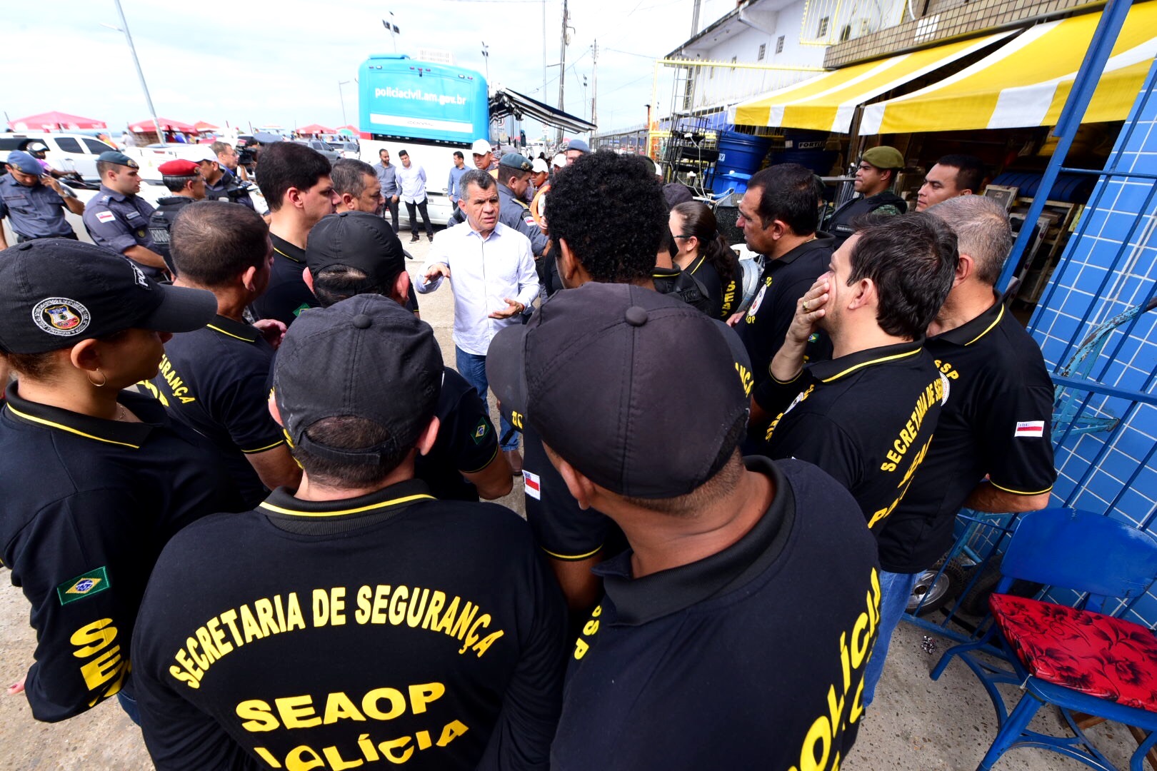 Foragidos são presos durante lançamento de ação educativa da SSP em Manaus