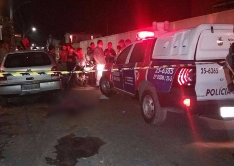 Suspeito de assalto é morto a tiros por justiceiro em Manaus