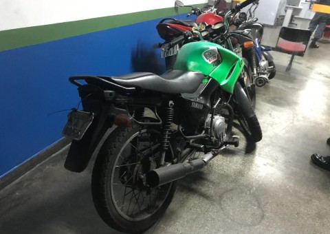 Jovem é preso ao ser flagrado com motocicleta roubada em Manaus