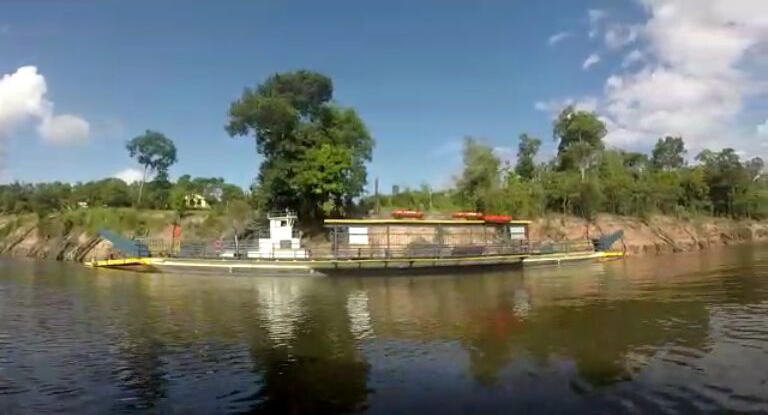 Balsa e empurrador furtados em porto do Amazonas são recuperados pela polícia