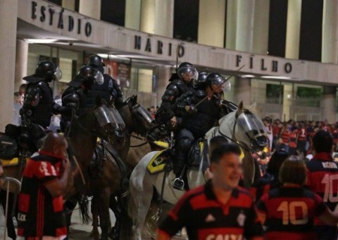 Flamengo corre risco de ser excluído de Libertadores