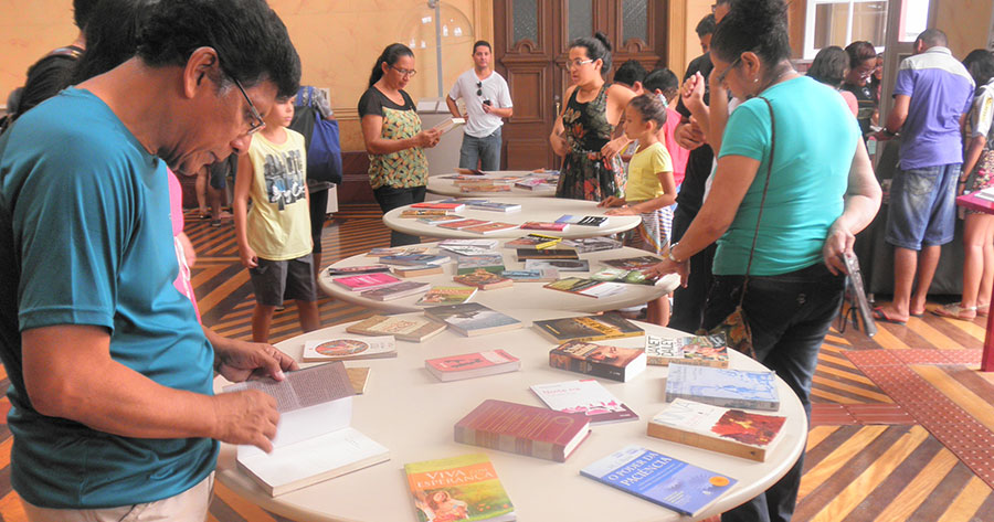 Última ‘Feira de Troca de Livros e Gibis’ de 2017 acontece neste domingo