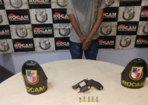 Adolescente suspeito de roubar moto e trocar tiros com polícia é apreendido em Manaus