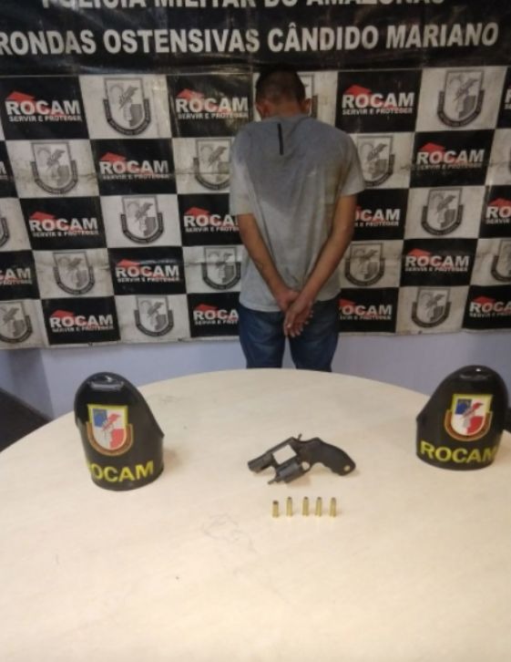Adolescente suspeito de roubar moto e trocar tiros com polícia é apreendido em Manaus