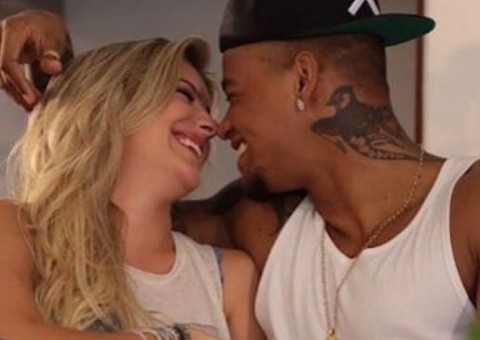 Leo Santana e Lorena Improta reatam noivado 'A gente se ama muito'