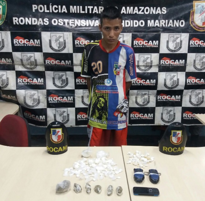 Com camisa do Compensão, jovem é preso por tráfico em Manaus