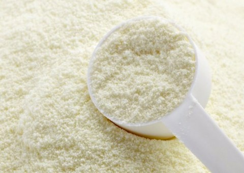 Mais de 400 latas de leite em pó serão entregues em Manaus nesta segunda