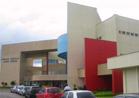 Briga entre casal, família e amante termina com tiroteio dentro de hospital