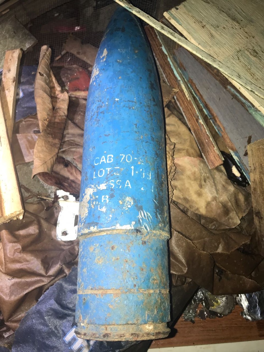 Polícia encontra bomba rara em quintal de casa no Amazonas