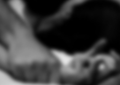 Homem esfaqueia criminoso para salvar jovem de estupro e acaba preso em Manaus