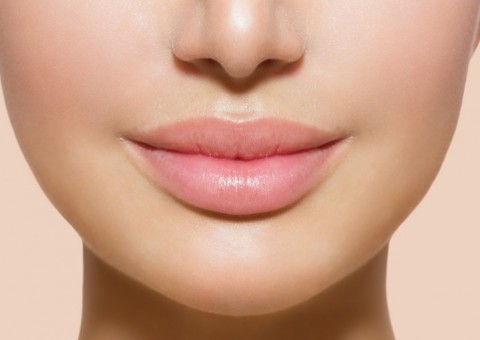 Saiba como manter seus lábios sempre hidratados e sem rachadura