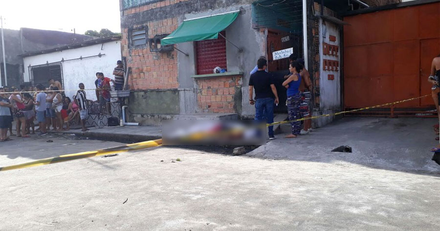 Homem é morto a marretadas por 'amigo' durante briga em Manaus