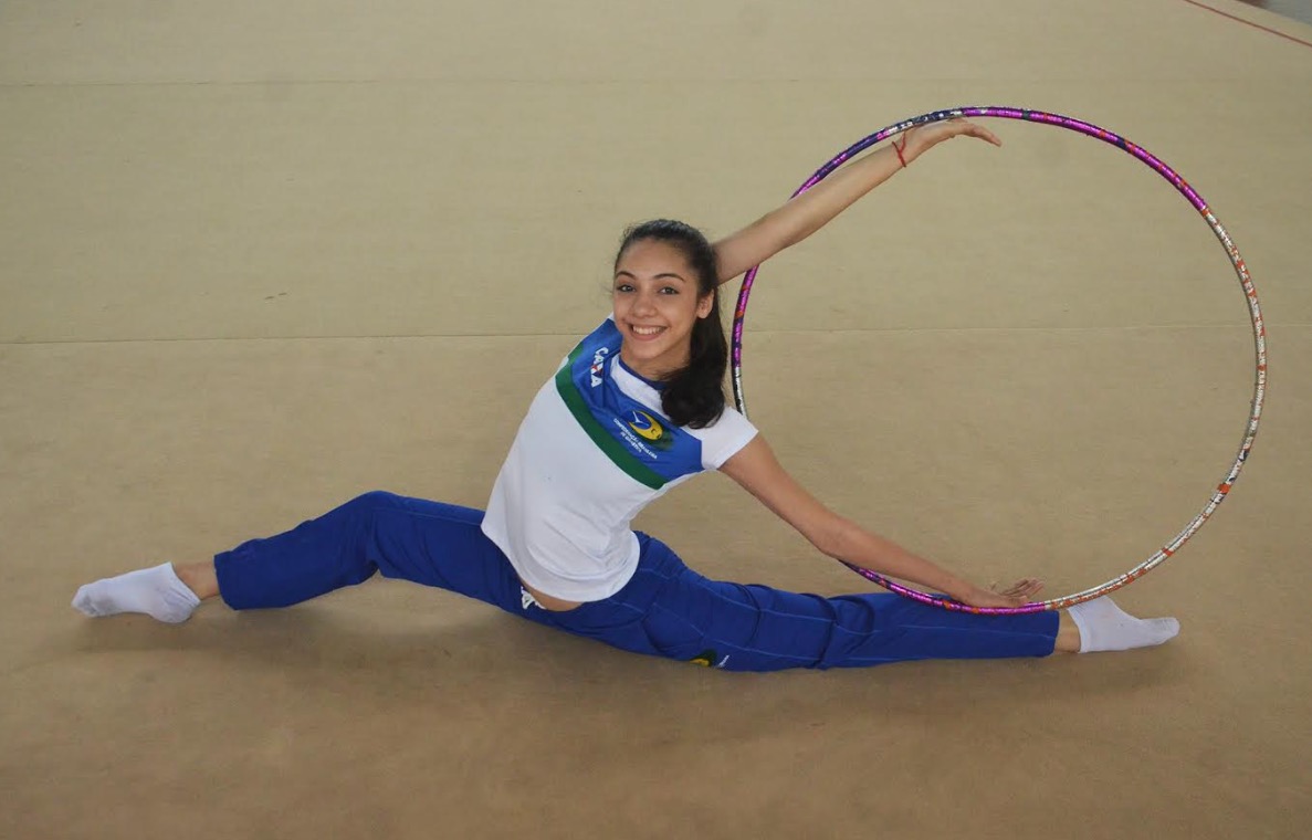 De férias em Manaus, amazonense fala de experiência na seleção brasileira de ginástica rítmica
