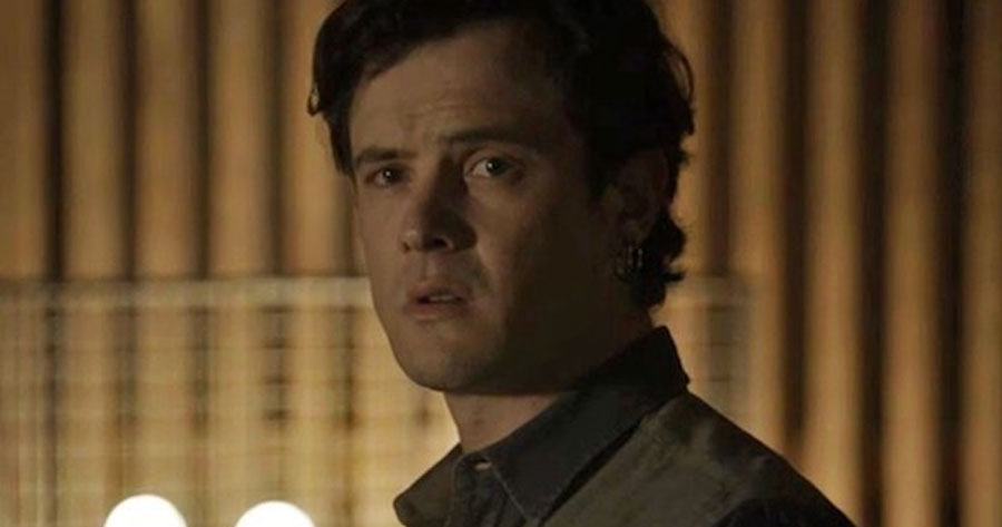 Reviravolta: Gael é espancado na prisão e pode sofrer estupro coletivo