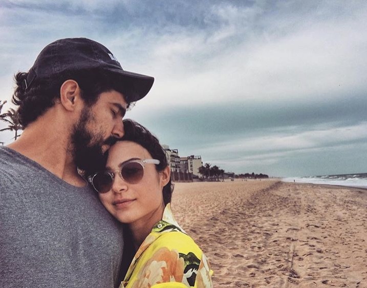 Thaila Ayala se declara para Renato Goés nas redes sociais	