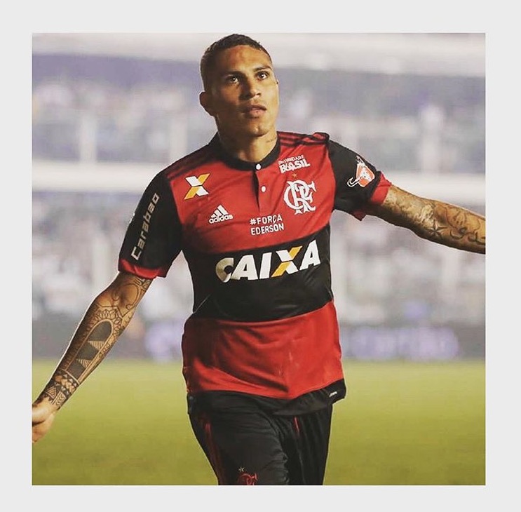 Pena de Guerrero é reduzida e jogador pode disputar Copa