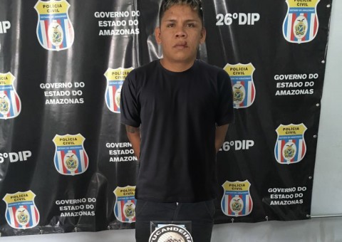 Homem é preso em flagrante com drogas e lista de clientes em Manaus