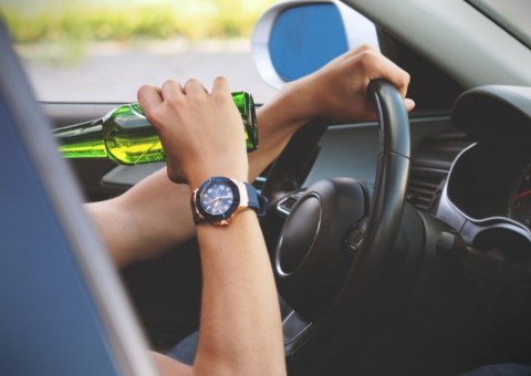 Sancionada lei que aumenta pena para motorista que dirigir sob efeito de álcool
