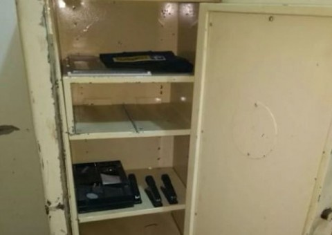 Bandidos explodem cofre errado em agência dos correios e fogem sem dinheiro